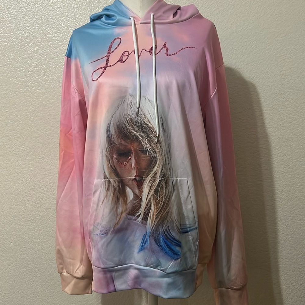 Taylor Swift Lover hoodie size medium/large
